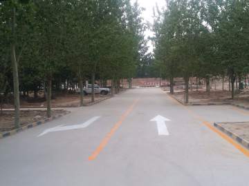 东鑫驾校