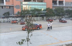 东莞速八驾校