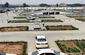 鹤壁公交驾校
