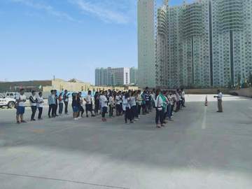 鸿通驾校