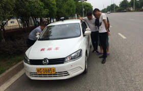 鄂州荣华驾校