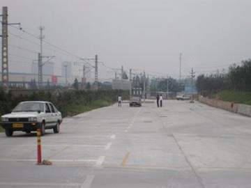 东胜驾校