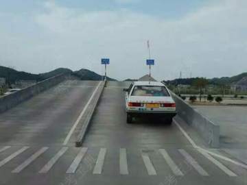 通达驾校