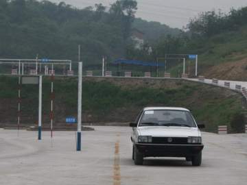 西南驾校