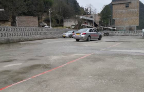 安顺紫临驾校