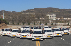 平凉华亭驾校