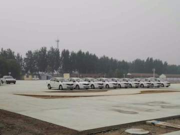 臣辉驾校