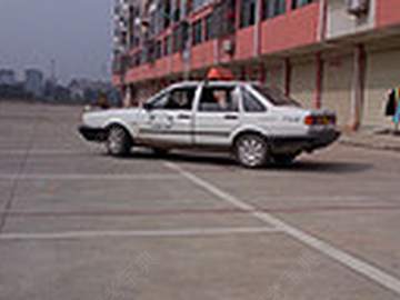 锦辉驾校