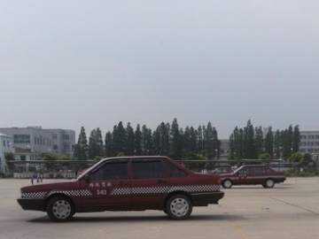 梅陇驾校