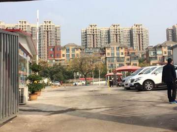鸿泰驾校