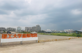 赣州蓝鲸驾校理工大学分校