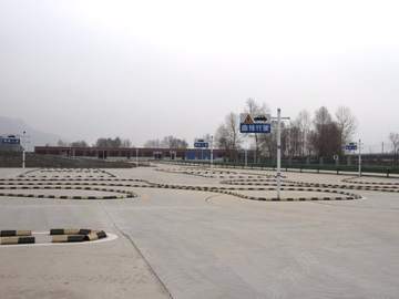兴联驾校
