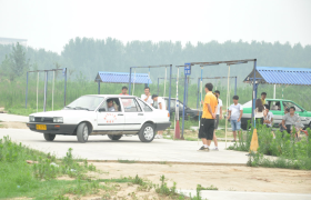 郑州鸿泰驾校