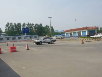 利民驾校
