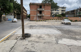 红河哈尼族彝族自治州鸿达驾校