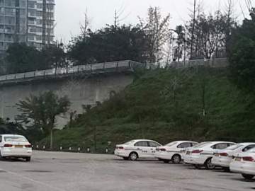 小喇叭驾校