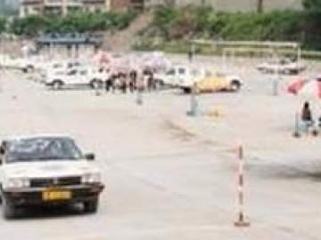 镇赉驾校
