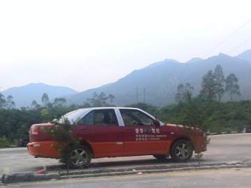 荣华驾校