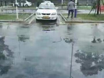 桂华驾校