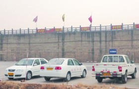 新乡华新驾校