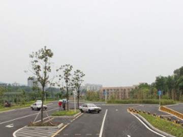 高校驾校