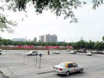 辉鹏驾校