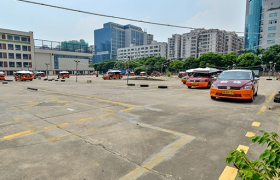 深圳广深一考通驾校