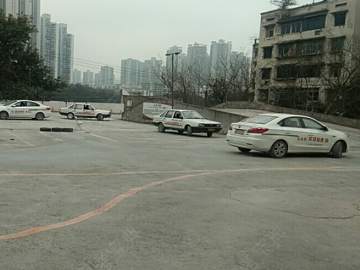 璟辉驾校