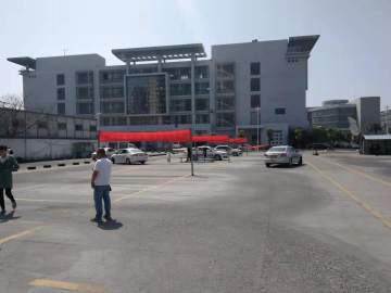 大学城驾校