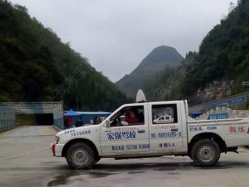 宏强驾校
