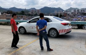黔南布依族苗族自治州阳光驾校