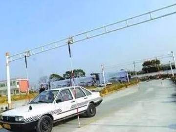 胜安驾校
