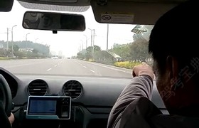 平顶山鹰东时尚驾校