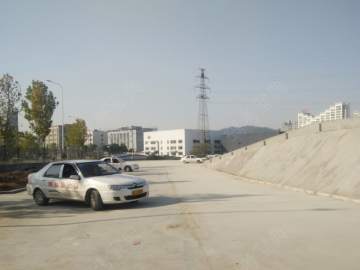 黄鹤驾校