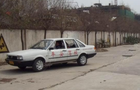 许昌平安驾校