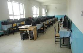 和田地区妙手驾驶培训学校