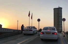 岳阳名楼驾校