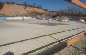 平凉正驭驾校