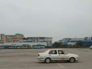 公交驾校